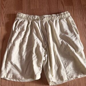 Men's Cream Shorts